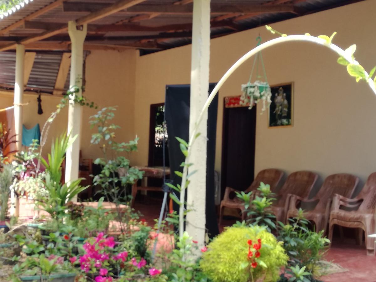 Pinthu Home Stay Sigiriya Exterior photo